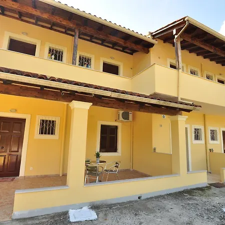 Apartament Laskaris *