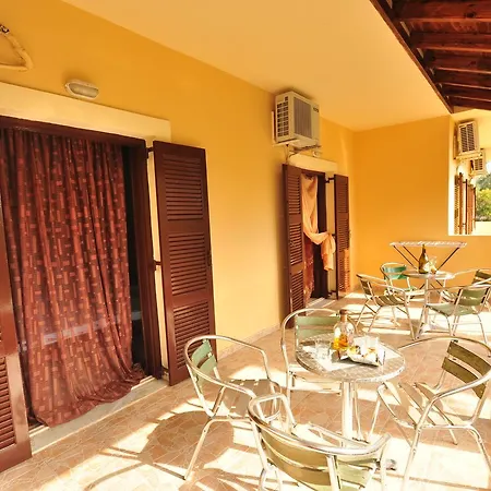 Laskaris Apartament Dassia (Corfu)